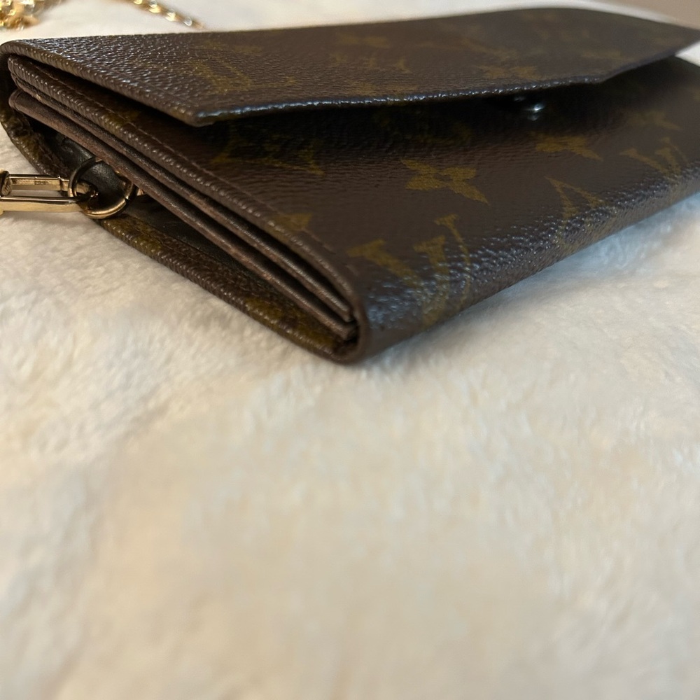 Louis Vuitton Monogram Sarah Wallet - with D-ring attached - Picture 12 of 13